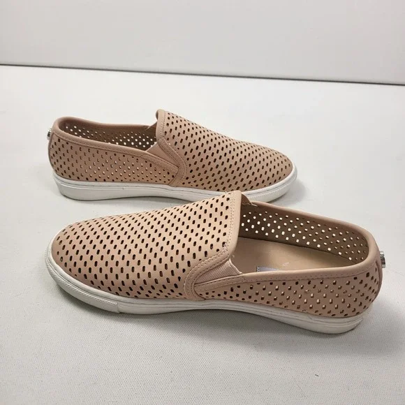 Steve Madden Elenor Pink Sneakers Women's Size 8.5 Slip On Perforated Laser Cut - Picture 2 of 7